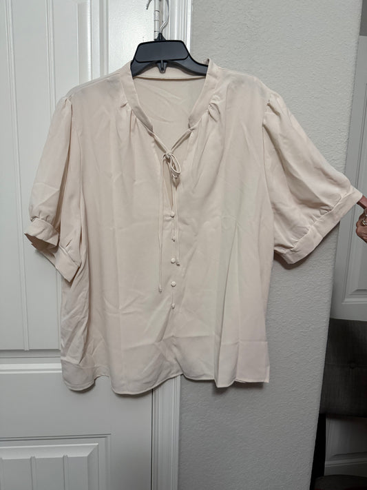 PLUS Ivory blouse