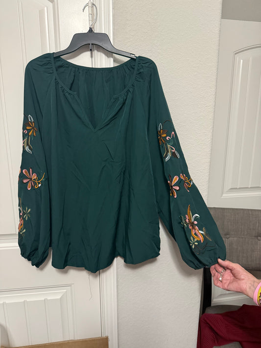 PLUS green long sleeve blouse with embroidery