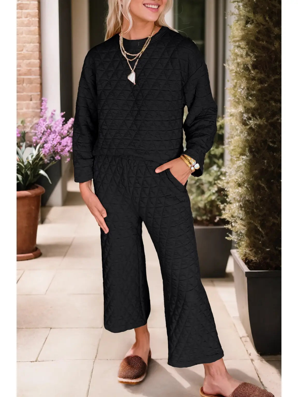 Black Quilted Lounge Set