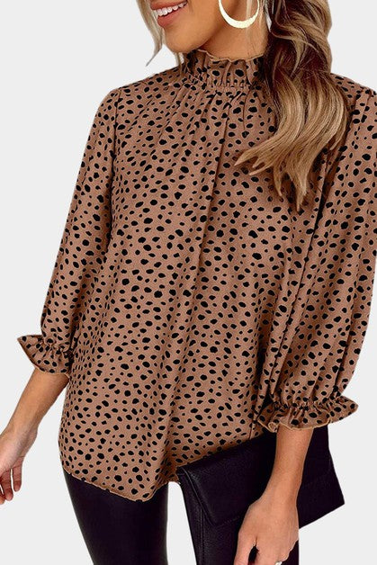 Spotted 3/4 sleeve blouse